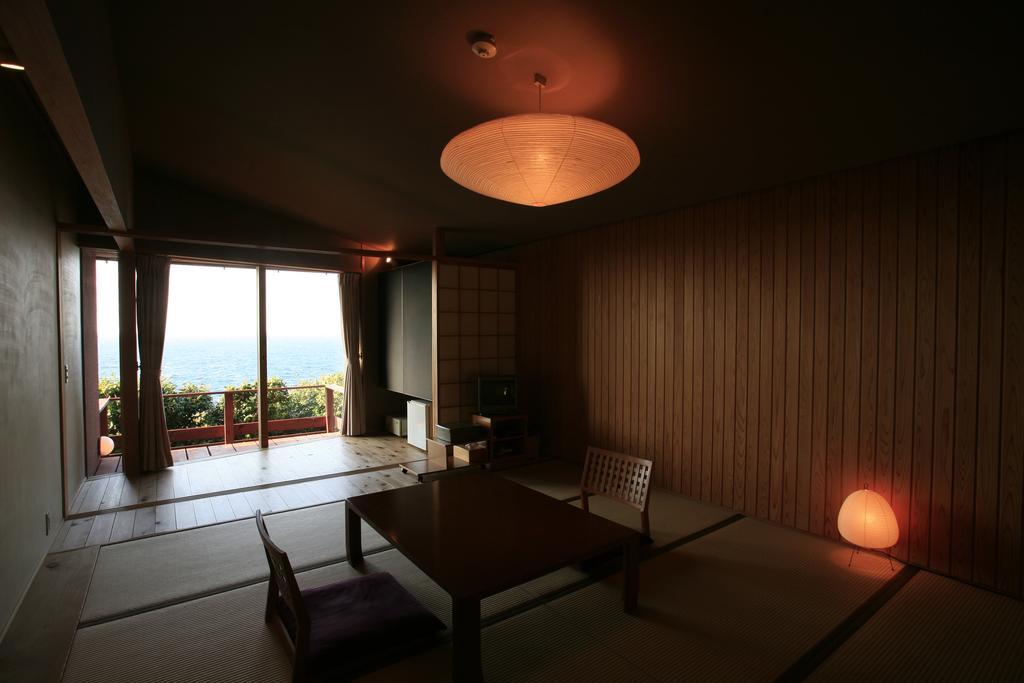 Umitsubaki Hayama Hotel Asaragi Habitación foto